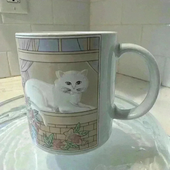 VTG Otagiri Japan White Cat In Window Raised Embossed Curtis Swann Coffee Mug - Picture 1 of 12